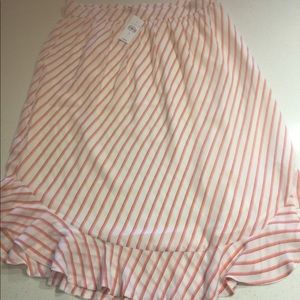 NWt knee length Loft Size 8 Ruffle at bottom skirt